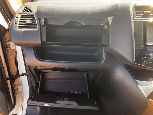 セレナ ハイウェイスター　Ｓ－ハイブリッド　スマートエントリー　地デジテレビ　電格ミラー　禁煙車両　ＳＤ　Ｂカメラ　ＡＢＳ　ナビＴＶ　キーレス　パワーウィンドウ　助手席エアバック　パワーステアリング　運転席エアバック　ＡＵＴＯエアコン　ＶＳＡ（27枚目）