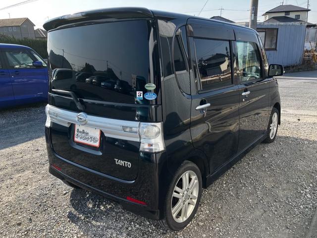 タント カスタムＲＳ　横滑り防止　運転席助手席エアバッグ　ＴＶナビ　インテリジェントキー　ＡＵＴＯエアコン　リモコンキー　ＨＤＤナビ　ＰＳ　パワーウインド　運転席エアバック　ＡＢＳ　電動格納式ミラー　１セグＴＶ（11枚目）
