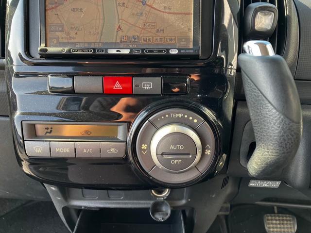 タント カスタムＲＳ　横滑り防止　運転席助手席エアバッグ　ＴＶナビ　インテリジェントキー　ＡＵＴＯエアコン　リモコンキー　ＨＤＤナビ　ＰＳ　パワーウインド　運転席エアバック　ＡＢＳ　電動格納式ミラー　１セグＴＶ（29枚目）