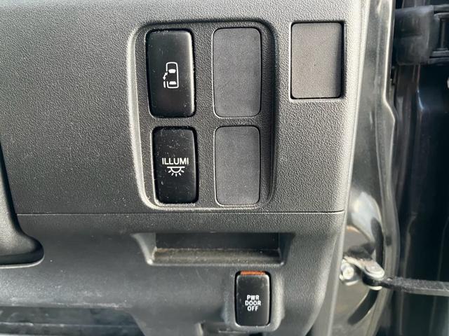 タント カスタムＲＳ　横滑り防止　運転席助手席エアバッグ　ＴＶナビ　インテリジェントキー　ＡＵＴＯエアコン　リモコンキー　ＨＤＤナビ　ＰＳ　パワーウインド　運転席エアバック　ＡＢＳ　電動格納式ミラー　１セグＴＶ（33枚目）