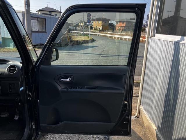 タント カスタムＲＳ　横滑り防止　運転席助手席エアバッグ　ＴＶナビ　インテリジェントキー　ＡＵＴＯエアコン　リモコンキー　ＨＤＤナビ　ＰＳ　パワーウインド　運転席エアバック　ＡＢＳ　電動格納式ミラー　１セグＴＶ（35枚目）