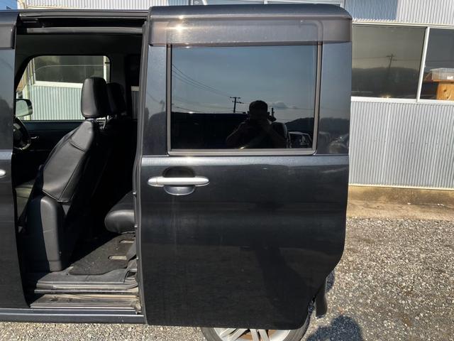 タント カスタムＲＳ　横滑り防止　運転席助手席エアバッグ　ＴＶナビ　インテリジェントキー　ＡＵＴＯエアコン　リモコンキー　ＨＤＤナビ　ＰＳ　パワーウインド　運転席エアバック　ＡＢＳ　電動格納式ミラー　１セグＴＶ（38枚目）