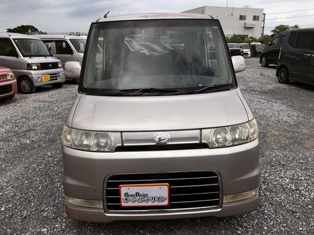 タント カスタムＶＳ　フルフラット　電格ミラー　キーフリーシステム　パワーウインドウ　パワーステアリング　スマートキー　助手席エアバック　エアバッグ　横滑防止装置　エアコン　ＡＢＳ（9枚目）