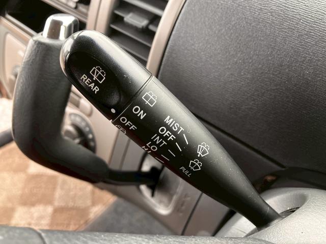 タント カスタムＶＳ　フルフラット　電格ミラー　キーフリーシステム　パワーウインドウ　パワーステアリング　スマートキー　助手席エアバック　エアバッグ　横滑防止装置　エアコン　ＡＢＳ（30枚目）