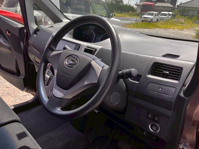 ムーヴ カスタム　Ｘ　エアコン　全席ＰＷ　フルセグテレビ　Ｒカメラ　オートミラー　助手席エアバック　パワステ　運転席エアバッグ　キーフリー　スマートキー＆プッシュスタート　ナビＴＶ　ＡＢＳ　横滑り防止システム　ＳＤナビ（15枚目）