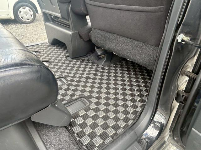 タント カスタムＸ　スマートキー付き　左スライドドア　ＰＷ　Ｗエアバッグ　ＳＲＳ　キーフリーキー　ＳＤナビゲーション　ＥＴＣ車載器　フルオートエアコン　ＰＳ　ＤＶＤ再生可能　ナビＴＶ　電格ミラー　フルセグテレビ　ＡＢＳ（25枚目）