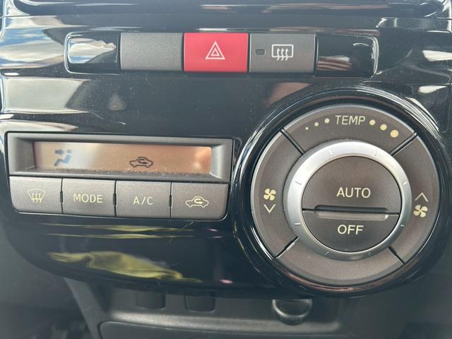 タント カスタムＸ　スマートキー付き　左スライドドア　ＰＷ　Ｗエアバッグ　ＳＲＳ　キーフリーキー　ＳＤナビゲーション　ＥＴＣ車載器　フルオートエアコン　ＰＳ　ＤＶＤ再生可能　ナビＴＶ　電格ミラー　フルセグテレビ　ＡＢＳ（35枚目）