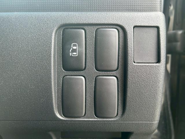 タント カスタムＸ　スマートキー付き　左スライドドア　ＰＷ　Ｗエアバッグ　ＳＲＳ　キーフリーキー　ＳＤナビゲーション　ＥＴＣ車載器　フルオートエアコン　ＰＳ　ＤＶＤ再生可能　ナビＴＶ　電格ミラー　フルセグテレビ　ＡＢＳ（45枚目）