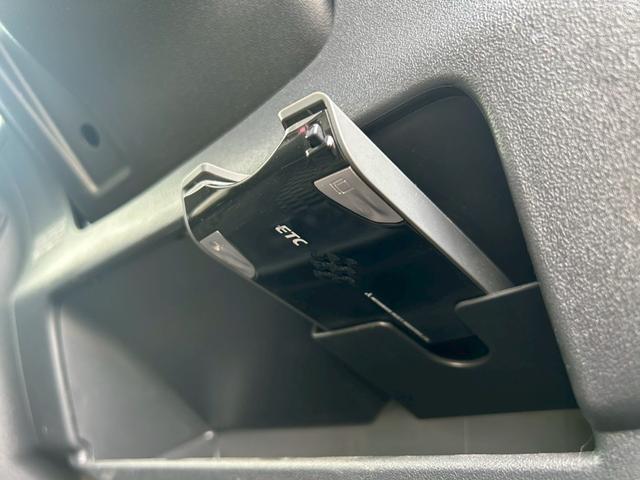 タント カスタムＸ　スマートキー付き　左スライドドア　ＰＷ　Ｗエアバッグ　ＳＲＳ　キーフリーキー　ＳＤナビゲーション　ＥＴＣ車載器　フルオートエアコン　ＰＳ　ＤＶＤ再生可能　ナビＴＶ　電格ミラー　フルセグテレビ　ＡＢＳ（49枚目）