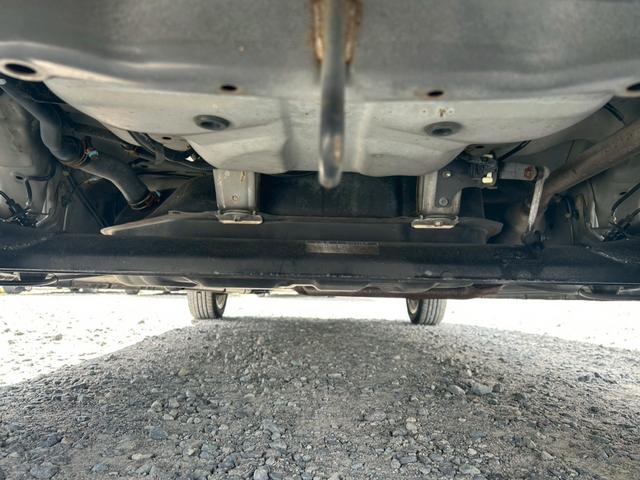 タント カスタムＸ　スマートキー付き　左スライドドア　ＰＷ　Ｗエアバッグ　ＳＲＳ　キーフリーキー　ＳＤナビゲーション　ＥＴＣ車載器　フルオートエアコン　ＰＳ　ＤＶＤ再生可能　ナビＴＶ　電格ミラー　フルセグテレビ　ＡＢＳ（69枚目）