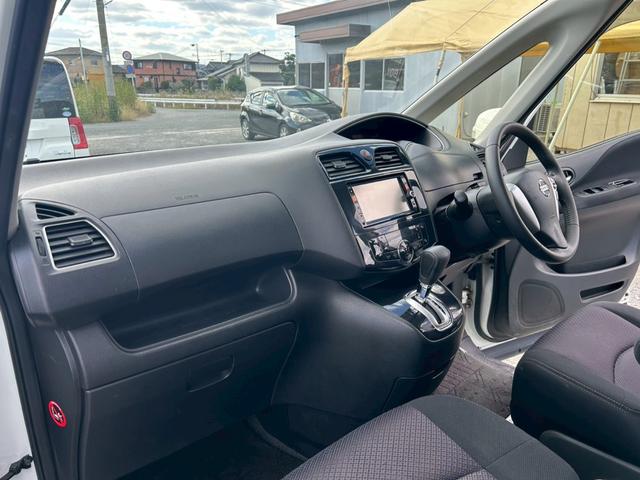 セレナ ハイウェイスターG S-ハイブリッド インテリジェントキー 地デジ オートエアコン SD ETC 横滑り防止機能 パワーステアリング エアバッグ ABS キーレス パワーウインドウ リヤカメラ 両側自動スライドドア 助手席エアバッグ(17枚目)