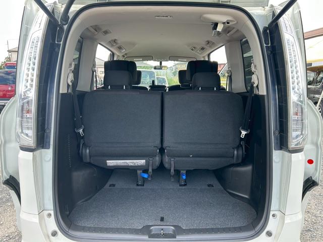 セレナ ハイウェイスターG S-ハイブリッド インテリジェントキー 地デジ オートエアコン SD ETC 横滑り防止機能 パワーステアリング エアバッグ ABS キーレス パワーウインドウ リヤカメラ 両側自動スライドドア 助手席エアバッグ(26枚目)