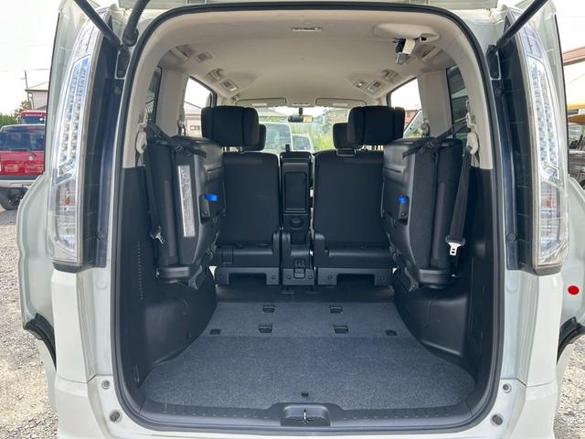 セレナ ハイウェイスターG S-ハイブリッド インテリジェントキー 地デジ オートエアコン SD ETC 横滑り防止機能 パワーステアリング エアバッグ ABS キーレス パワーウインドウ リヤカメラ 両側自動スライドドア 助手席エアバッグ(27枚目)