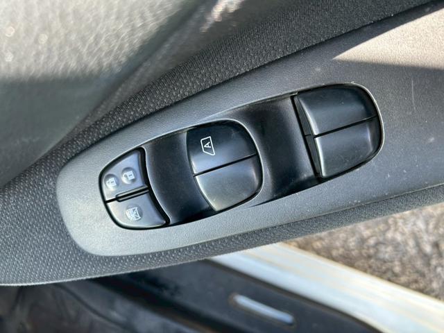 セレナ ハイウェイスターG S-ハイブリッド インテリジェントキー 地デジ オートエアコン SD ETC 横滑り防止機能 パワーステアリング エアバッグ ABS キーレス パワーウインドウ リヤカメラ 両側自動スライドドア 助手席エアバッグ(59枚目)