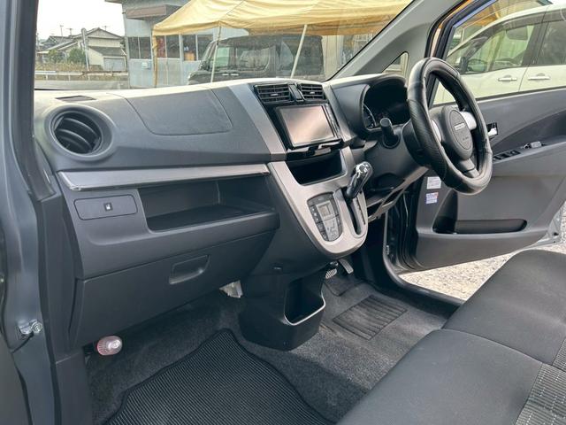 ムーヴ カスタム RS フルセグ地デジ 横滑り防止機能 ナビTV ETC装備 AUTOエアコン Wエアバック PW SD PS ABS 運転席エアバック バックモニター付 ブルートゥースオーディオ AUTOライト(15枚目)