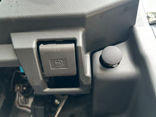 ムーヴ カスタム RS フルセグ地デジ 横滑り防止機能 ナビTV ETC装備 AUTOエアコン Wエアバック PW SD PS ABS 運転席エアバック バックモニター付 ブルートゥースオーディオ AUTOライト(50枚目)