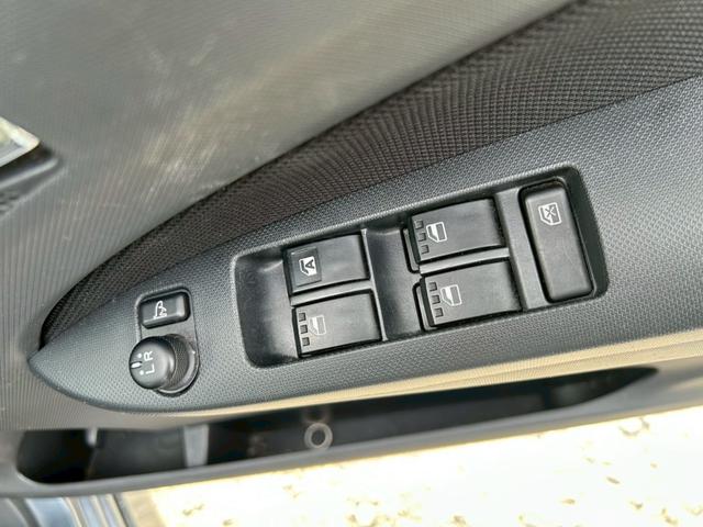 ムーヴ カスタム RS フルセグ地デジ 横滑り防止機能 ナビTV ETC装備 AUTOエアコン Wエアバック PW SD PS ABS 運転席エアバック バックモニター付 ブルートゥースオーディオ AUTOライト(53枚目)