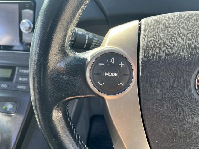 プリウス Ｇ　ＬＥＤエディション　Ｗエアバック　地デジＴＶ　黒革シート　ＬＥＤヘッドライト　スマートキー　エアバッグ　横滑り防止装置　ＡＢＳ　ＥＴＣ　オートエアコン　ナビＴＶ　キーレス　電動格納ミラー　パワステ　パワーウインドウ（29枚目）