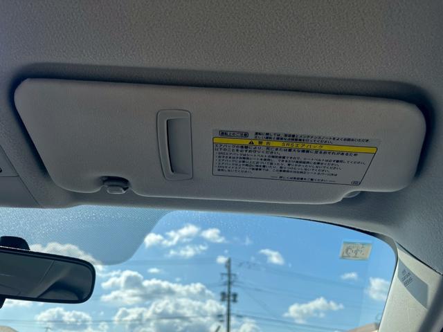 プリウス Ｇ　ＬＥＤエディション　Ｗエアバック　地デジＴＶ　黒革シート　ＬＥＤヘッドライト　スマートキー　エアバッグ　横滑り防止装置　ＡＢＳ　ＥＴＣ　オートエアコン　ナビＴＶ　キーレス　電動格納ミラー　パワステ　パワーウインドウ（46枚目）