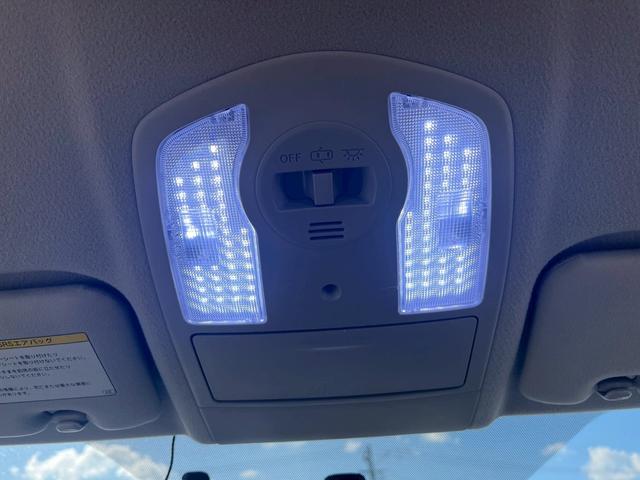 プリウス Ｇ　ＬＥＤエディション　Ｗエアバック　地デジＴＶ　黒革シート　ＬＥＤヘッドライト　スマートキー　エアバッグ　横滑り防止装置　ＡＢＳ　ＥＴＣ　オートエアコン　ナビＴＶ　キーレス　電動格納ミラー　パワステ　パワーウインドウ（51枚目）