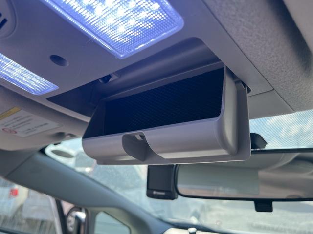 プリウス Ｇ　ＬＥＤエディション　Ｗエアバック　地デジＴＶ　黒革シート　ＬＥＤヘッドライト　スマートキー　エアバッグ　横滑り防止装置　ＡＢＳ　ＥＴＣ　オートエアコン　ナビＴＶ　キーレス　電動格納ミラー　パワステ　パワーウインドウ（52枚目）