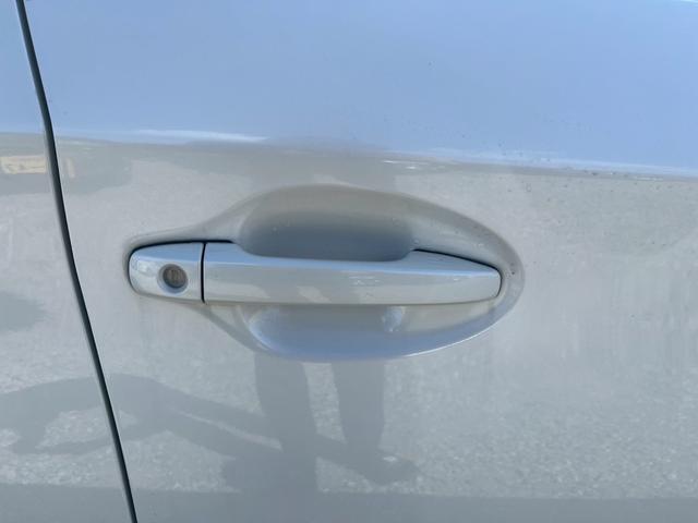 プリウス Ｇ　ＬＥＤエディション　Ｗエアバック　地デジＴＶ　黒革シート　ＬＥＤヘッドライト　スマートキー　エアバッグ　横滑り防止装置　ＡＢＳ　ＥＴＣ　オートエアコン　ナビＴＶ　キーレス　電動格納ミラー　パワステ　パワーウインドウ（59枚目）