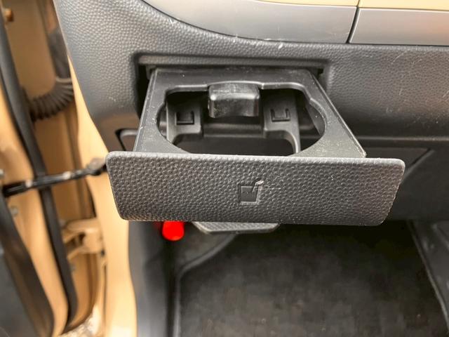 アルトラパン Ｘ　格納ミラー　運転席助手席エアバッグ　スマ－トキ－　キーレススタートシステム　パワーウィンドー　エアバック　オートエアコン　パワステ　ＡＢＳ　横滑防止装置（38枚目）