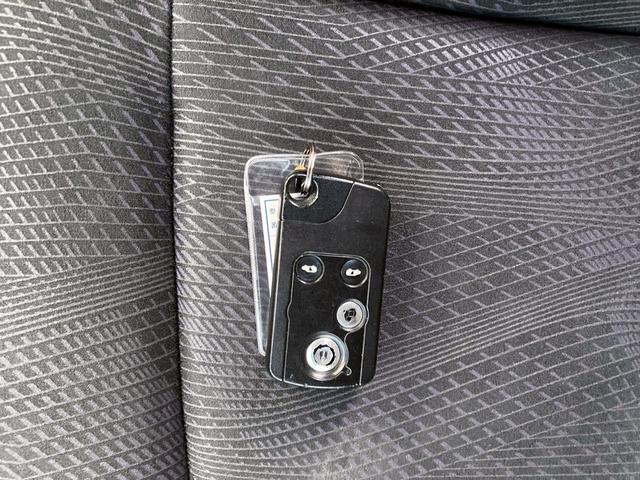 ステップワゴンスパーダ Z 横滑防止 スマキー 地デジTV キーフリー パワーウィンド HDDナビエディション ETC付 ナビ・TV エアコン DVD再生 運転席助手席エアバック エアバック ABS PS アラウンドビューカメラ(66枚目)