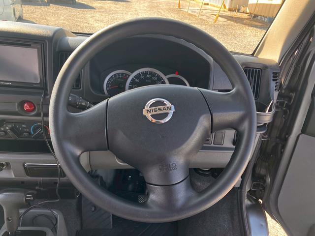 NV100クリッパーバン GX パワーステアリング エアバッグ エアコン ABS パワーウインド 助手席エアバック(25枚目)