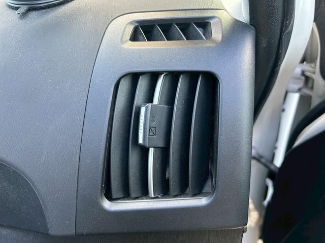 プリウス Ｇ　格納ミラー　Ｂｌｕｅｔｏｏｔｈ音楽　スマ－トキ－　パワーステアリング　エアバック　ナビ＆ＴＶ　サイドエアバック　ＡＡＣ　ＳＤナビゲーション　クルコン　ＥＳＣ　キーフリーシステム　パワーウィンドウ（56枚目）