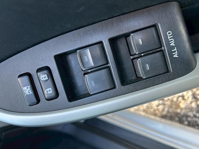 プリウス Ｇ　格納ミラー　Ｂｌｕｅｔｏｏｔｈ音楽　スマ－トキ－　パワーステアリング　エアバック　ナビ＆ＴＶ　サイドエアバック　ＡＡＣ　ＳＤナビゲーション　クルコン　ＥＳＣ　キーフリーシステム　パワーウィンドウ（65枚目）