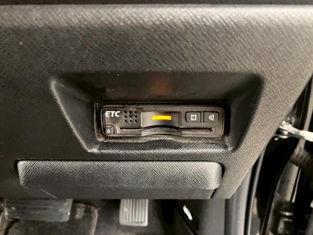 ステップワゴンスパーダ Ｚ　インターナビセレクション　両側自動スライドドア　横滑り防止機能　パワステ　フルセグ　スマ－トキ－　ＡＢＳ　パワーウィンドウ　エアバッグ　ＳＤナビ　キーレスエントリーキー　ナビ・ＴＶ　フルオートエアコン　電動格納ドアミラー（45枚目）