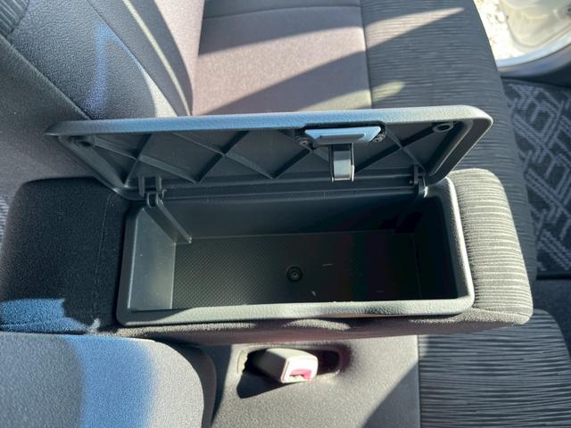 タント Ｇ　電動格納ドアミラー　スマートキー＆プッシュスタート　パワーウィンド　運転席助手席エアバック　フルオートエアコン　パワステ　エアバック　キーレスキー　ＡＢＳ付　横滑り防止（46枚目）