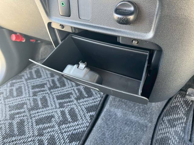 タント Ｇ　電動格納ドアミラー　スマートキー＆プッシュスタート　パワーウィンド　運転席助手席エアバック　フルオートエアコン　パワステ　エアバック　キーレスキー　ＡＢＳ付　横滑り防止（49枚目）