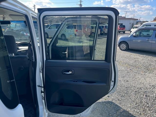 タント Ｇ　電動格納ドアミラー　スマートキー＆プッシュスタート　パワーウィンド　運転席助手席エアバック　フルオートエアコン　パワステ　エアバック　キーレスキー　ＡＢＳ付　横滑り防止（62枚目）