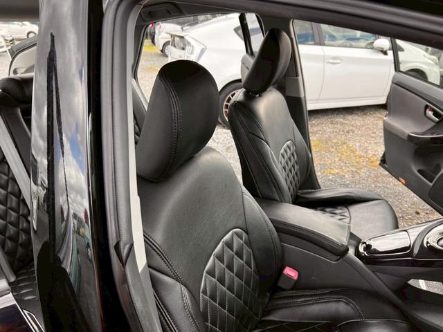 プリウス Ｓツーリングセレクション　スマキ－　Ｂカメ　ＳＤナビゲーション　地デジフルセグ　サイドエアバッグ　キーレス　Ｗエアバック　横滑り防止機能　パワステ　エアＢ　ＴＶナビ　ＡＵＴＯエアコン　ＡＢＳ　パワーウィンドウ　ＥＴＣ装着車（19枚目）