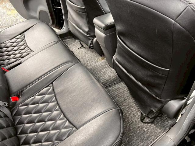 プリウス Ｓツーリングセレクション　スマキ－　Ｂカメ　ＳＤナビゲーション　地デジフルセグ　サイドエアバッグ　キーレス　Ｗエアバック　横滑り防止機能　パワステ　エアＢ　ＴＶナビ　ＡＵＴＯエアコン　ＡＢＳ　パワーウィンドウ　ＥＴＣ装着車（26枚目）