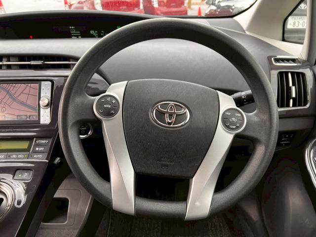 プリウス Ｓツーリングセレクション　スマキ－　Ｂカメ　ＳＤナビゲーション　地デジフルセグ　サイドエアバッグ　キーレス　Ｗエアバック　横滑り防止機能　パワステ　エアＢ　ＴＶナビ　ＡＵＴＯエアコン　ＡＢＳ　パワーウィンドウ　ＥＴＣ装着車（29枚目）