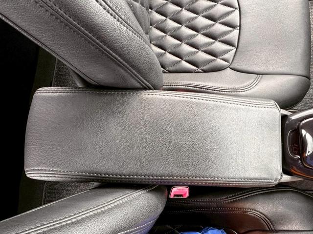 プリウス Ｓツーリングセレクション　スマキ－　Ｂカメ　ＳＤナビゲーション　地デジフルセグ　サイドエアバッグ　キーレス　Ｗエアバック　横滑り防止機能　パワステ　エアＢ　ＴＶナビ　ＡＵＴＯエアコン　ＡＢＳ　パワーウィンドウ　ＥＴＣ装着車（49枚目）