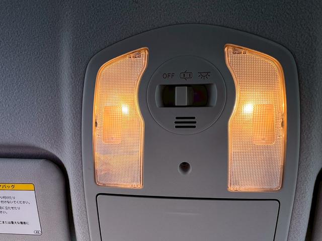 プリウス Ｓツーリングセレクション　スマキ－　Ｂカメ　ＳＤナビゲーション　地デジフルセグ　サイドエアバッグ　キーレス　Ｗエアバック　横滑り防止機能　パワステ　エアＢ　ＴＶナビ　ＡＵＴＯエアコン　ＡＢＳ　パワーウィンドウ　ＥＴＣ装着車（56枚目）