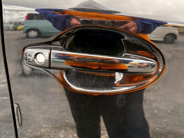 プリウス Ｓツーリングセレクション　スマキ－　Ｂカメ　ＳＤナビゲーション　地デジフルセグ　サイドエアバッグ　キーレス　Ｗエアバック　横滑り防止機能　パワステ　エアＢ　ＴＶナビ　ＡＵＴＯエアコン　ＡＢＳ　パワーウィンドウ　ＥＴＣ装着車（58枚目）