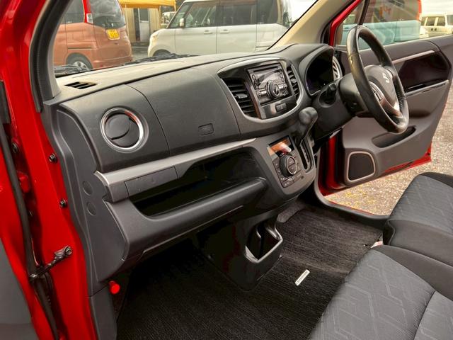 ワゴンＲスティングレー Ｘ　ＡＵＸ接続　ＵＳＢ接続　フルオートエアコン　キーレスエントリー　スマートキー　パワステ　エアバック　ＥＳＣ　ＡＢＳ　両席エアバック　パワーウィンドウ（18枚目）