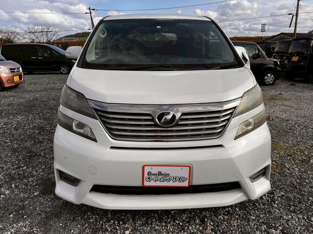 ヴェルファイア ２．４Ｚ　スマートキー＆プッシュスタート　ＥＳＣ　助手席エアバック　電動格納ミラー　エアコン　ＡＢＳ　パワステ　パワーウィンドウ　運転席エアバック　キーフリーシステム　オートライト　カーテンエアバッグ（10枚目）