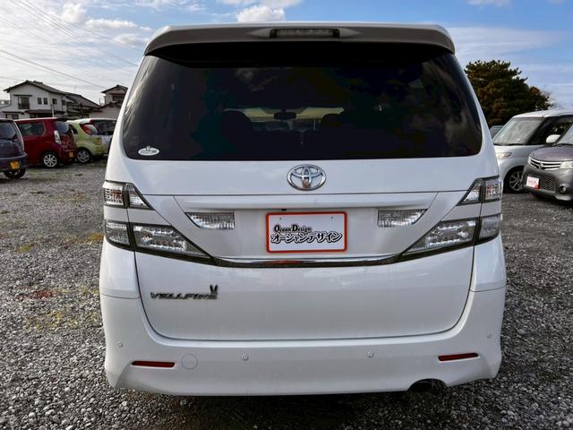 ヴェルファイア ２．４Ｚ　スマートキー＆プッシュスタート　ＥＳＣ　助手席エアバック　電動格納ミラー　エアコン　ＡＢＳ　パワステ　パワーウィンドウ　運転席エアバック　キーフリーシステム　オートライト　カーテンエアバッグ（13枚目）