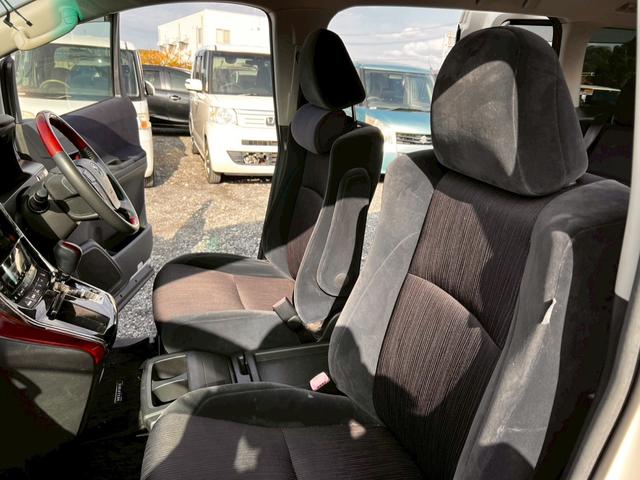 ヴェルファイア ２．４Ｚ　スマートキー＆プッシュスタート　ＥＳＣ　助手席エアバック　電動格納ミラー　エアコン　ＡＢＳ　パワステ　パワーウィンドウ　運転席エアバック　キーフリーシステム　オートライト　カーテンエアバッグ（21枚目）