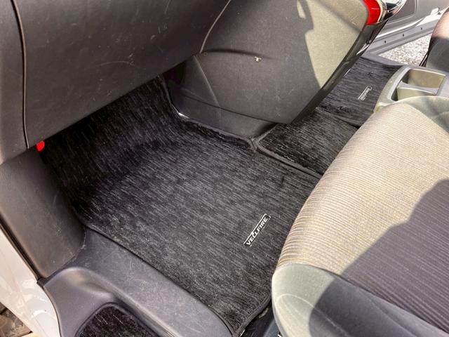 ヴェルファイア ２．４Ｚ　スマートキー＆プッシュスタート　ＥＳＣ　助手席エアバック　電動格納ミラー　エアコン　ＡＢＳ　パワステ　パワーウィンドウ　運転席エアバック　キーフリーシステム　オートライト　カーテンエアバッグ（22枚目）