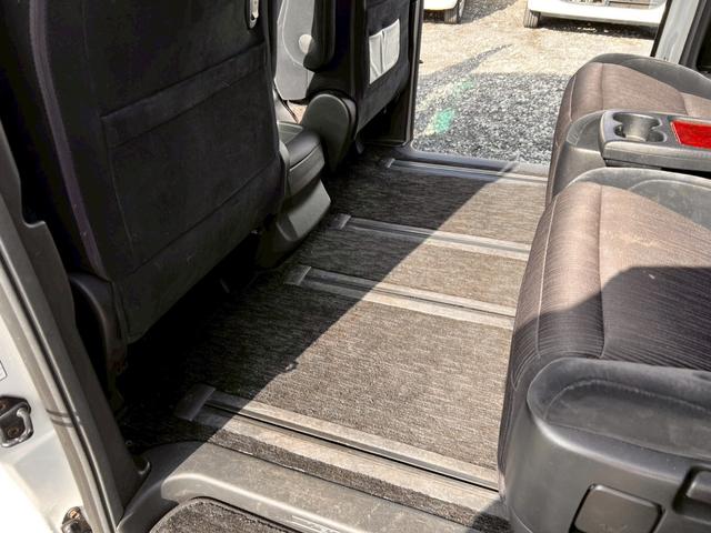 ヴェルファイア ２．４Ｚ　スマートキー＆プッシュスタート　ＥＳＣ　助手席エアバック　電動格納ミラー　エアコン　ＡＢＳ　パワステ　パワーウィンドウ　運転席エアバック　キーフリーシステム　オートライト　カーテンエアバッグ（24枚目）