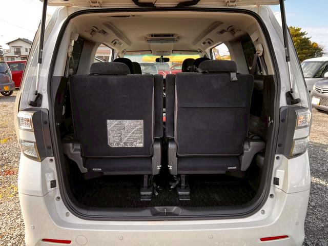 ヴェルファイア ２．４Ｚ　スマートキー＆プッシュスタート　ＥＳＣ　助手席エアバック　電動格納ミラー　エアコン　ＡＢＳ　パワステ　パワーウィンドウ　運転席エアバック　キーフリーシステム　オートライト　カーテンエアバッグ（27枚目）