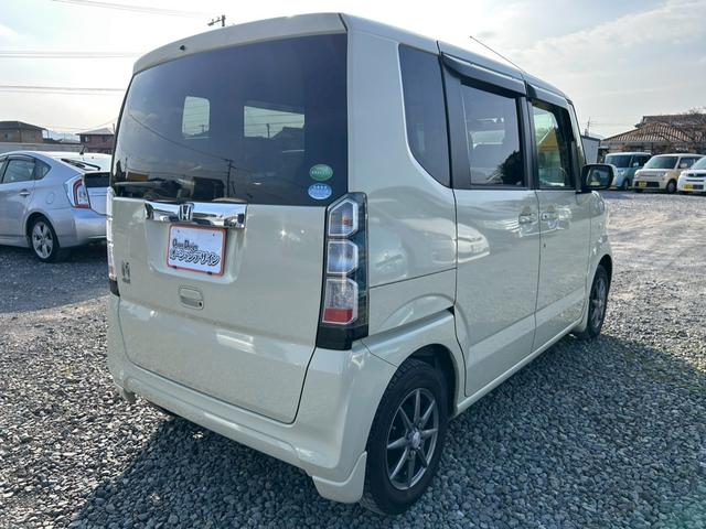 Ｎ－ＢＯＸ Ｇ　サイドエアバッグ　スマキー　ダブルエアバック　横滑り防止システム　運転席エアバッグ　キーレスＥ　パワーウインドー　マニュアルエアコン　ＡＢＳ付き　パワーステアリング　ＥＴＣ　電動ミラー　ＵＳＢ入力（12枚目）