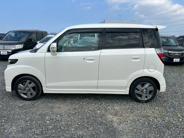 ゼストスパーク Ｗ　Ｂカメラ　運転席助手席エアバック　ＥＴＣ付き　電格ミラー　ＳＤ　スマートキー付　パワーウインド　ＤＶＤ再生可能　キーフリー　ワンセグテレビ　エアコン　パワーステアリング　横滑り防止装置　ＡＢＳ　ＵＳＢ（15枚目）